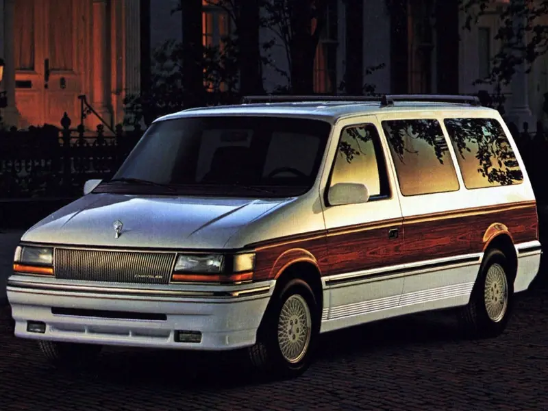 Chrysler Town and Country 2 поколение, минивэн (11.1990 - 01.1995)